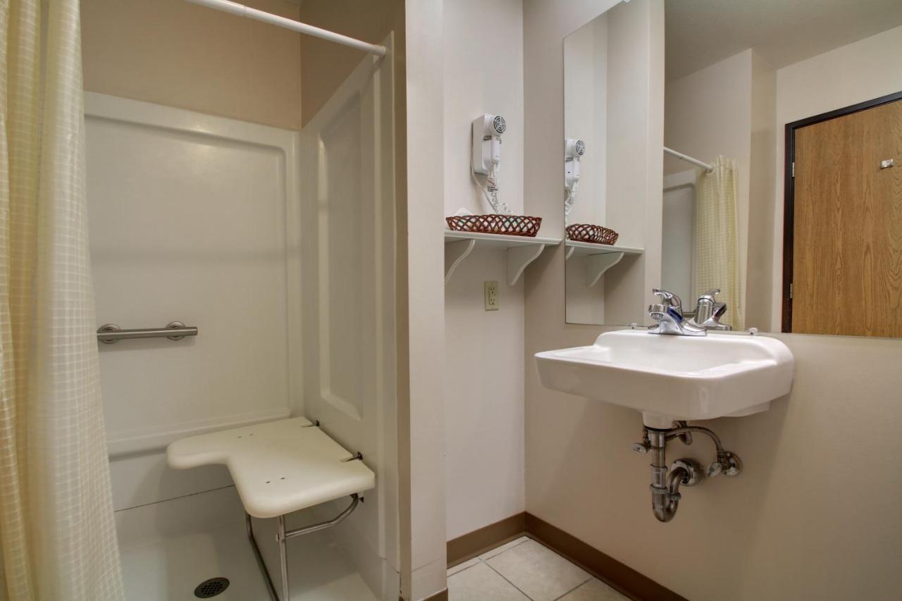 Quality Inn Hamilton Екстериор снимка