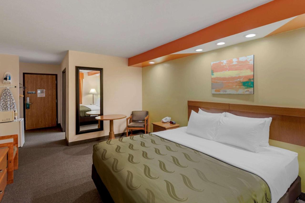 Quality Inn Hamilton Екстериор снимка