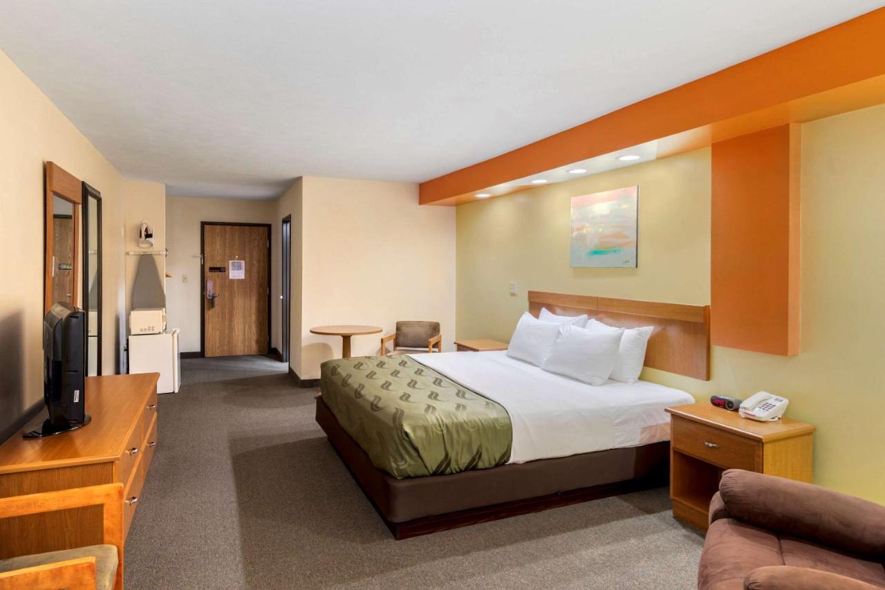 Quality Inn Hamilton Екстериор снимка