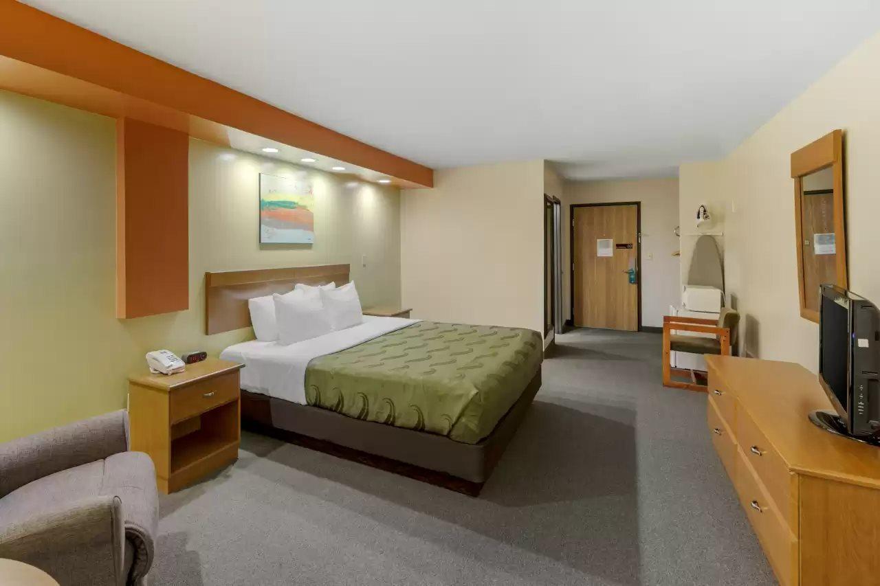 Quality Inn Hamilton Екстериор снимка