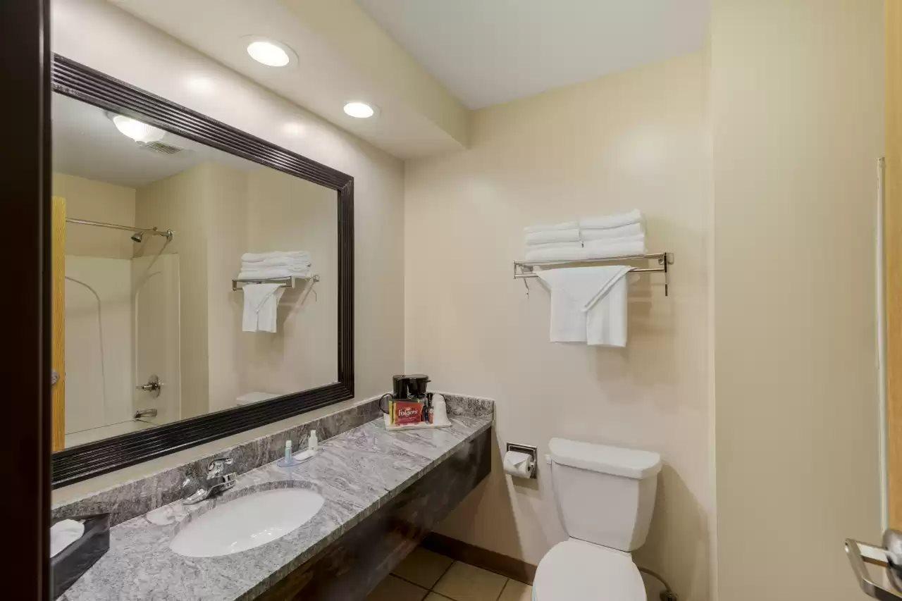 Quality Inn Hamilton Екстериор снимка